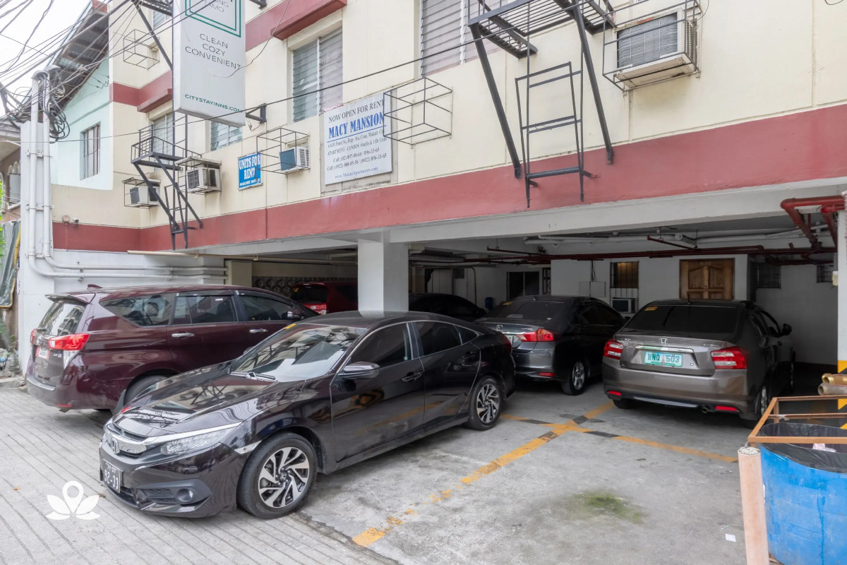 OYO 859 City Stay Inns Pasong Tamo (Vaccinated Staff)