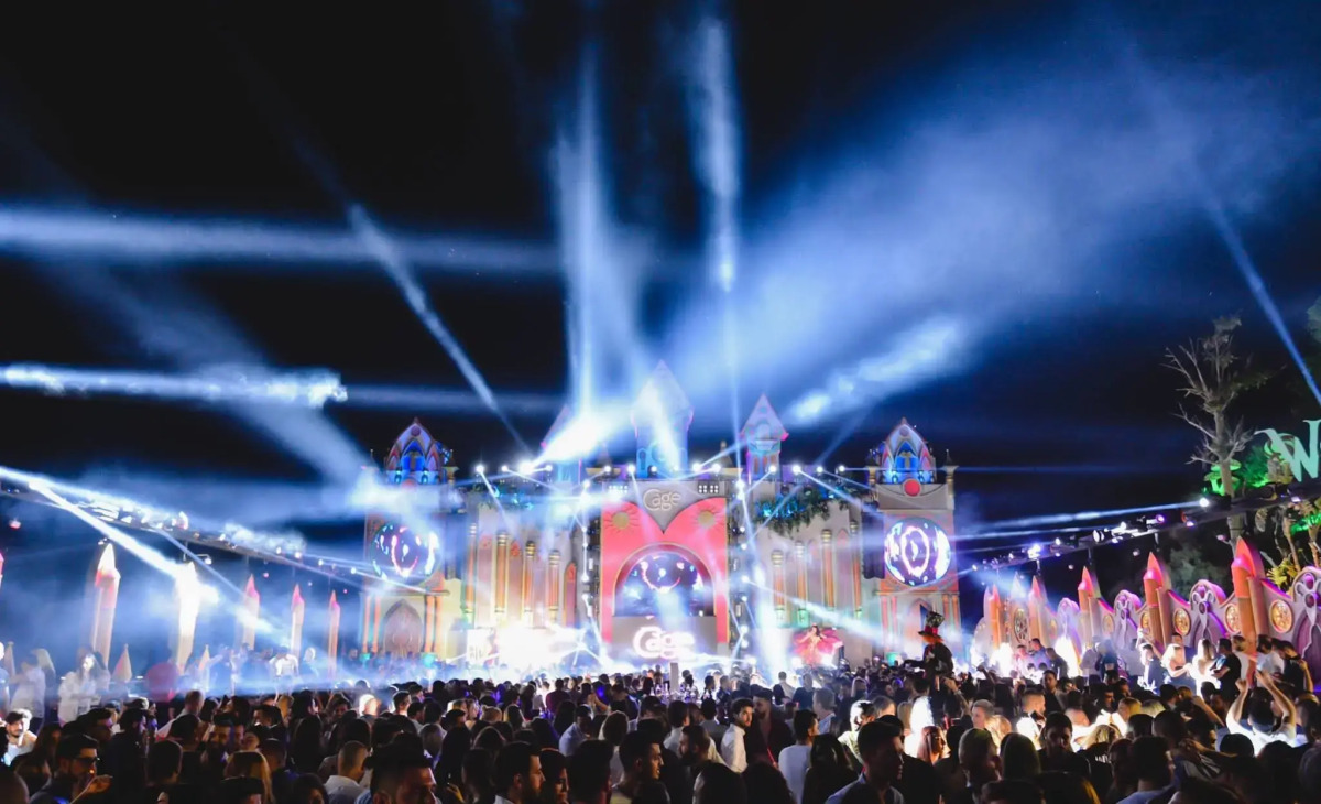 Cratos Premium Hotel & Casino