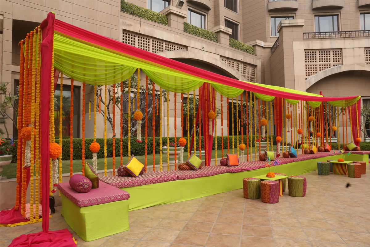 Radisson Blu Plaza Delhi Airport