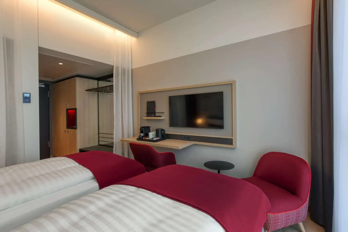 IntercityHotel Berlin Airport BER Terminal 1+2