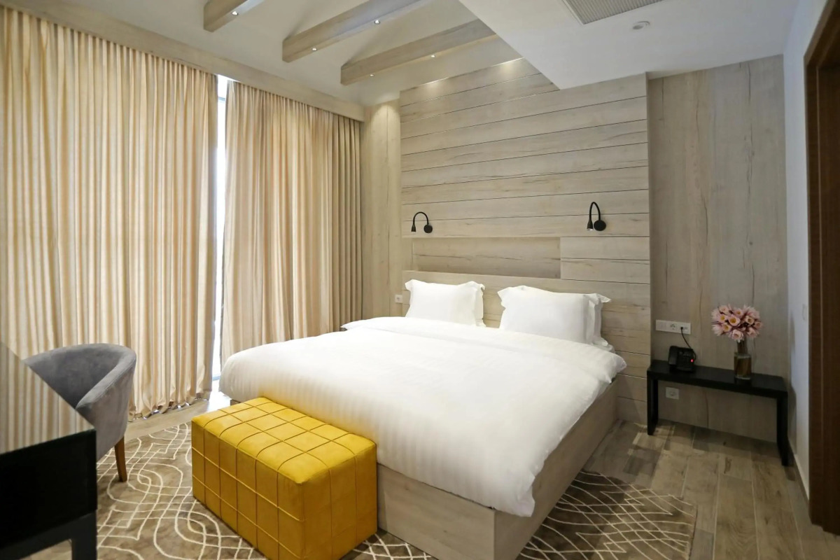 Ambassadori Kachreti Hotel & Golf Resort