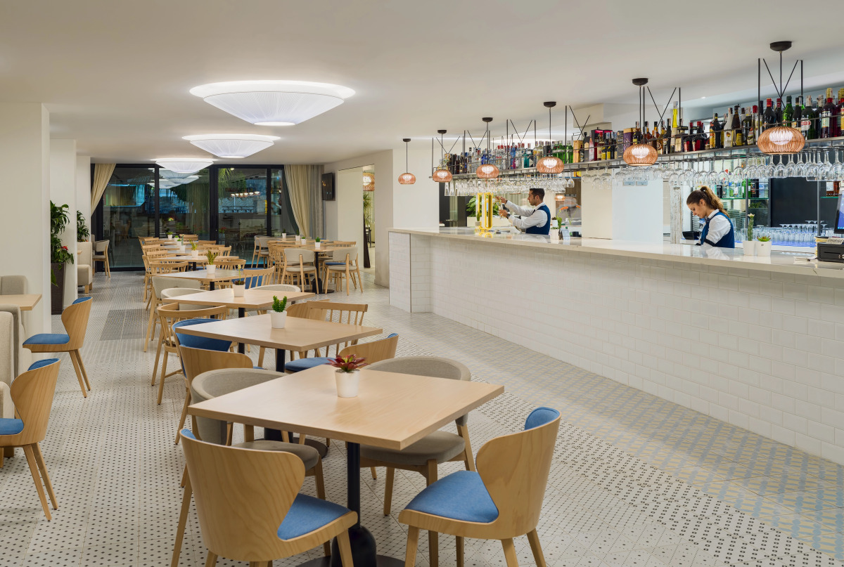 Отель H10 Casa del Mar