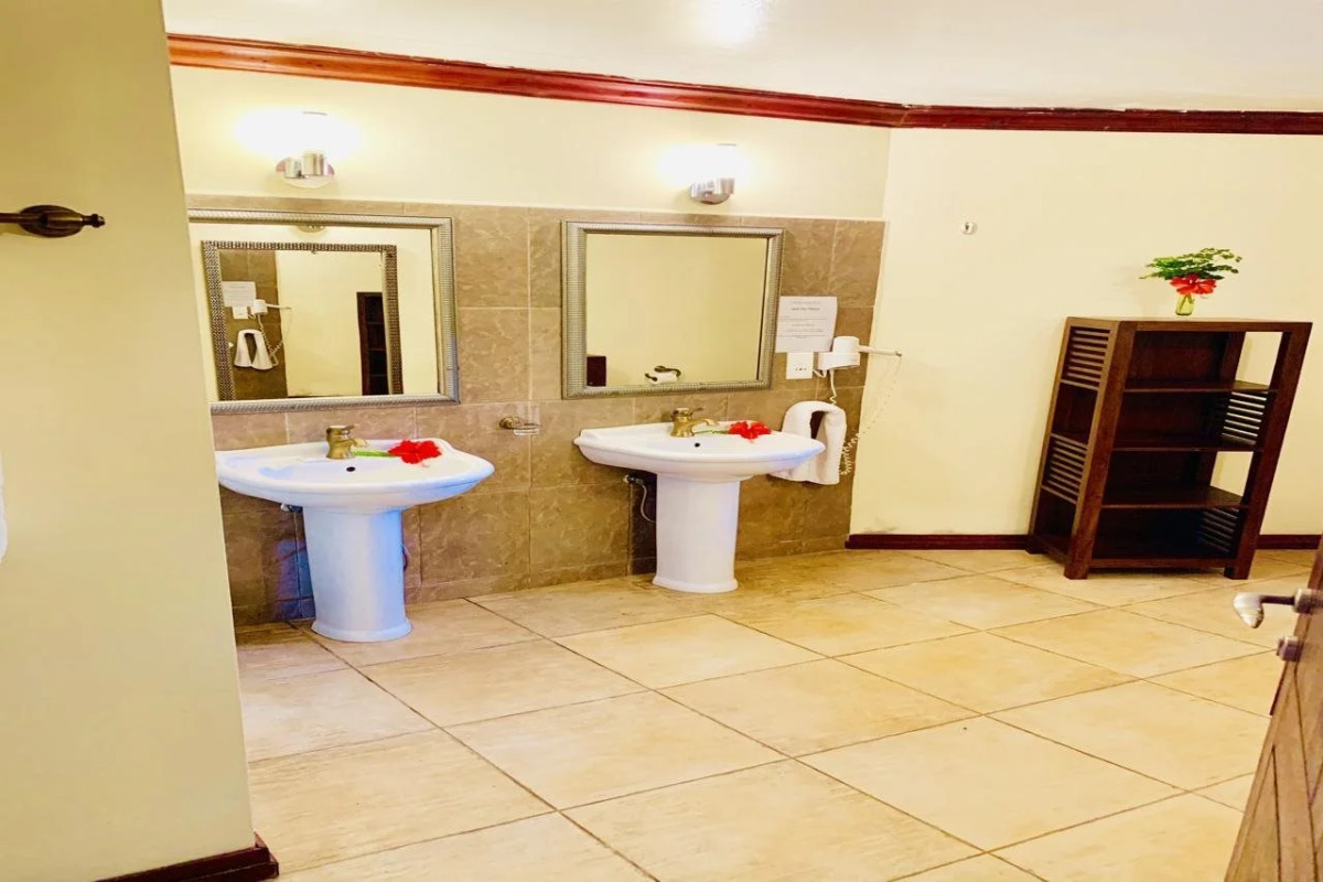 Castello Beach Hotel