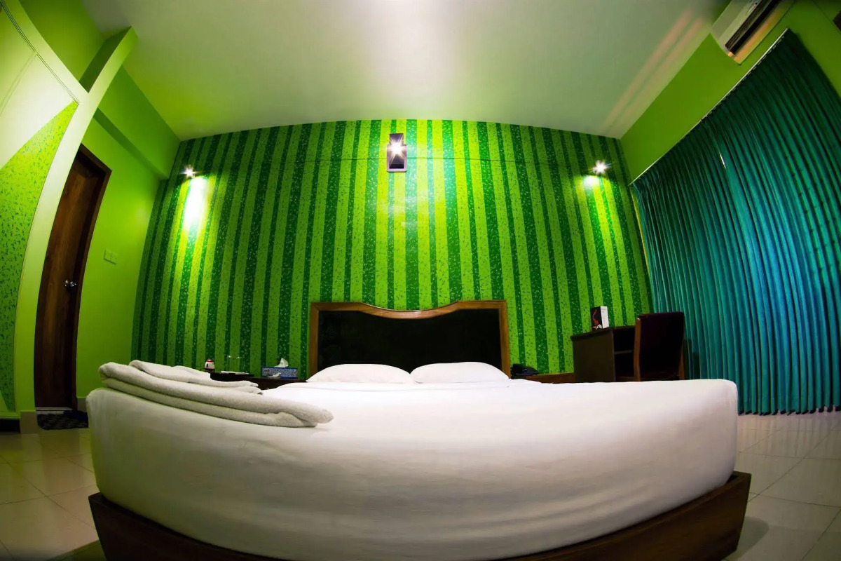 Hotel Tropical Daisy