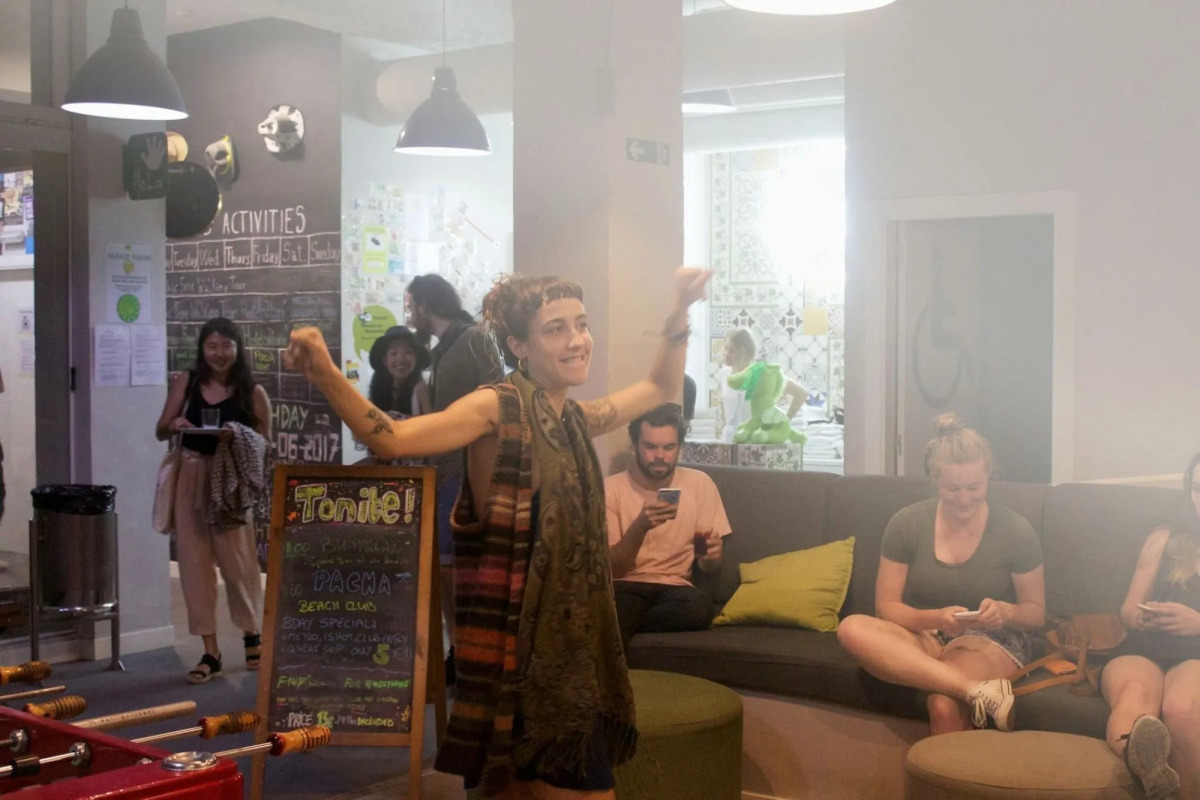 Hola Hostal Eixample - Hostel