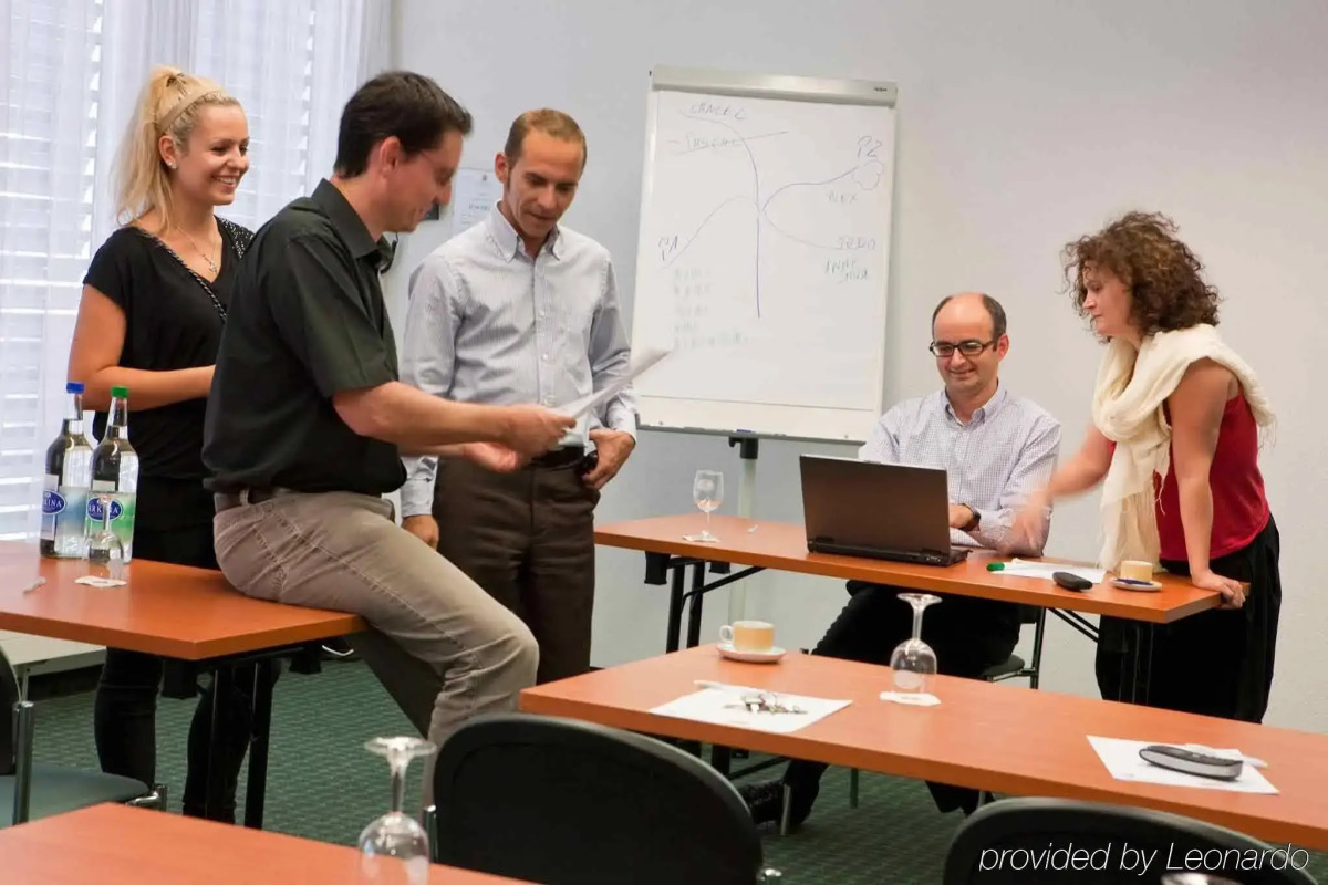 ibis Zurich Messe-Airport