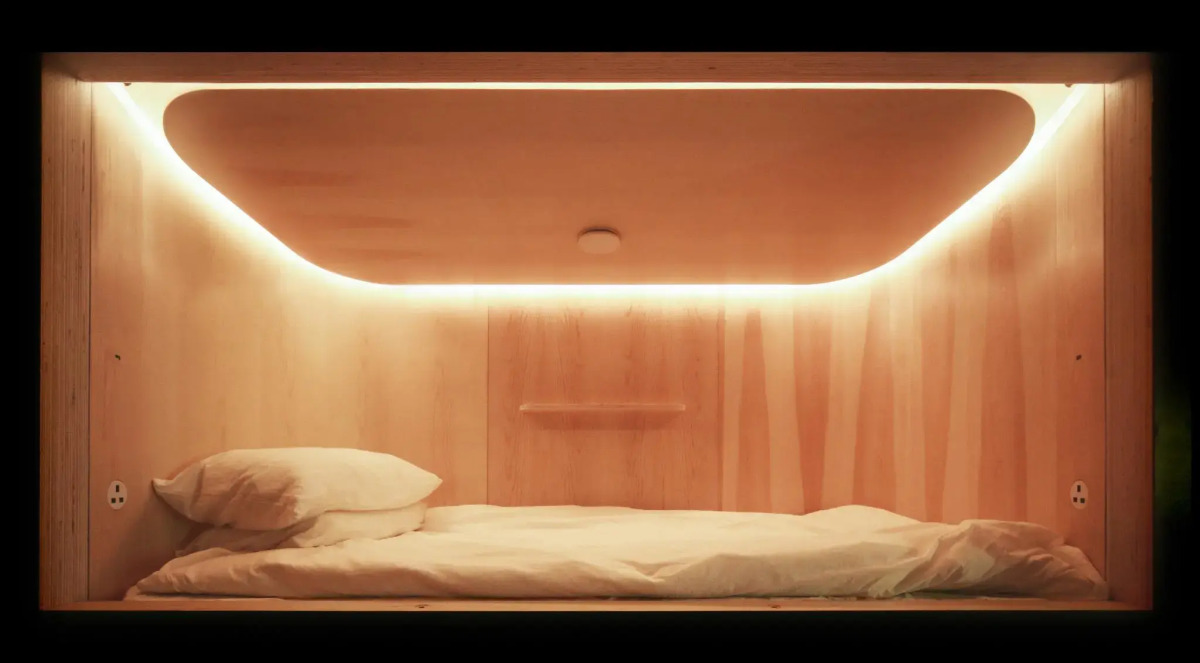 SLEEEP - Capsule Hotel