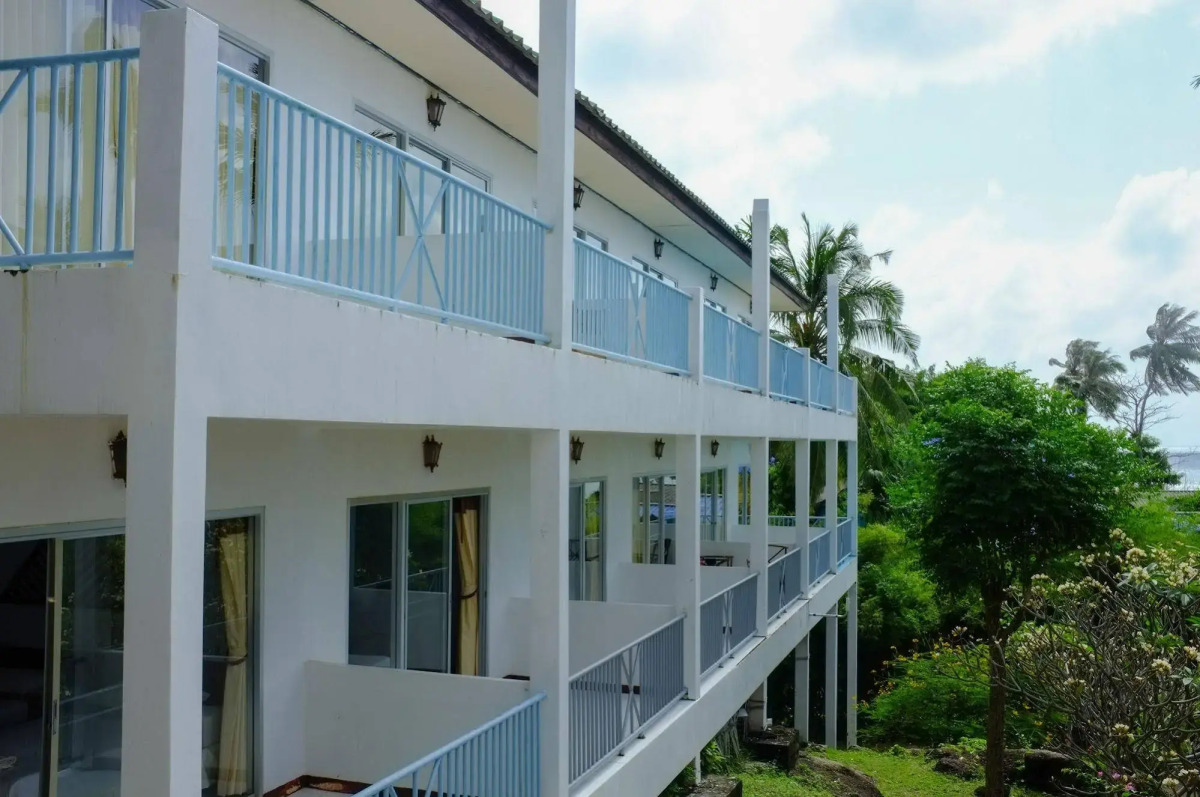 Thaniza Beachfront Resort