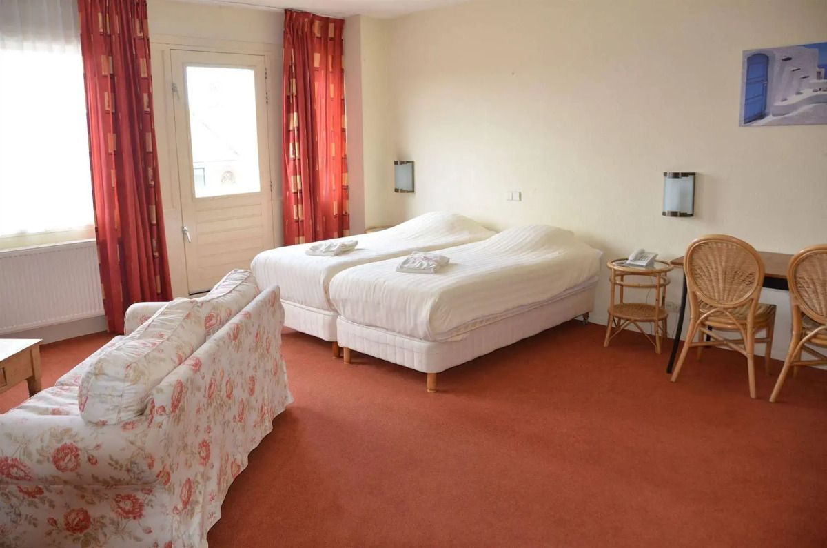 Joops City Centre Hotel