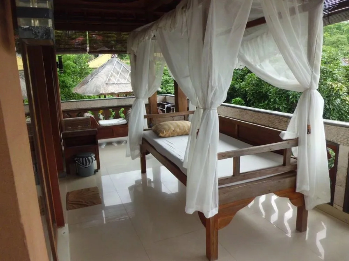 Amed Cafe & Hotel Kebun Wayan