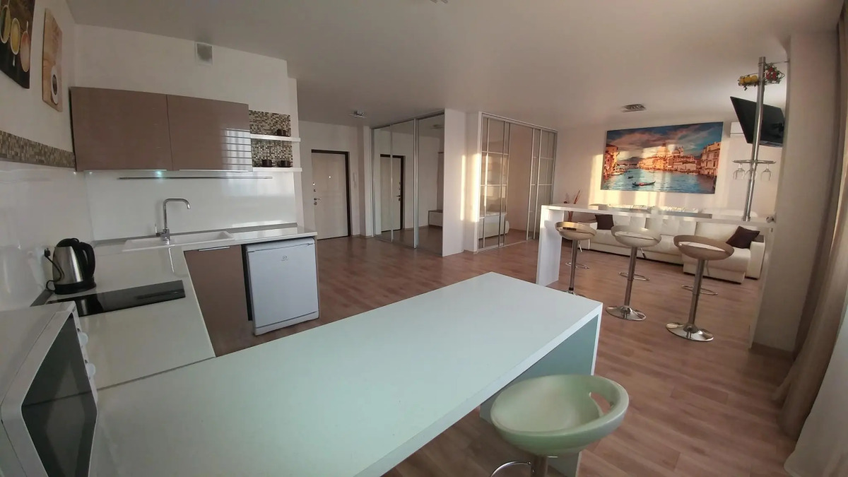 Много квартир на улице Федерации