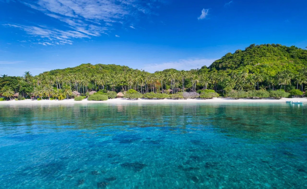 Beach Club by Haad Tien