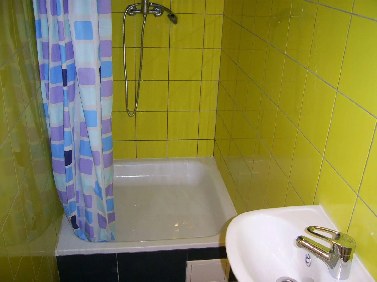 Fabrika Hostel - Vozduh Group