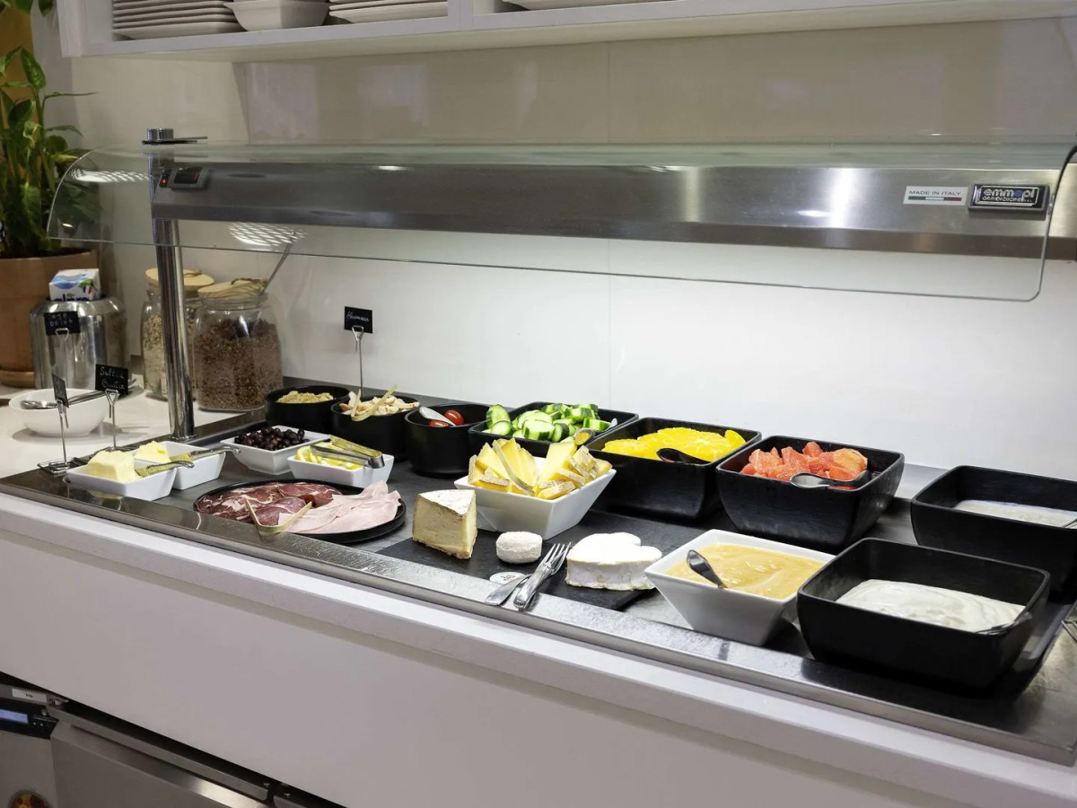 Отель Mercure Nice Centre Grimaldi