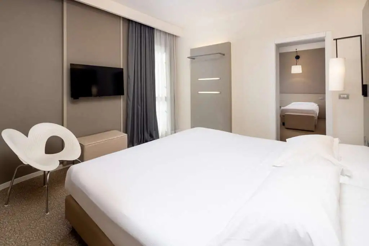 Отель Best Western Plus Tower Hotel Bologna