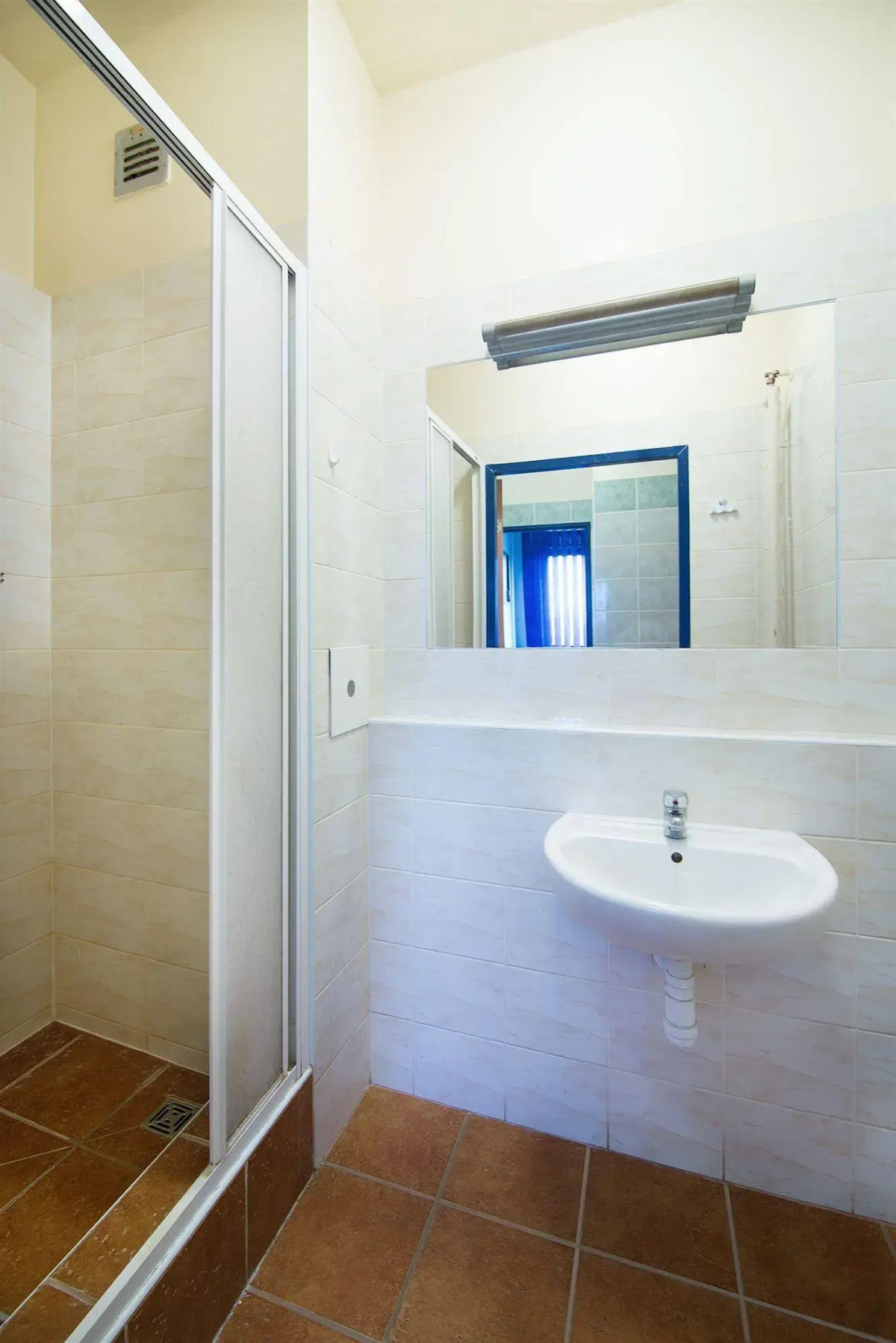 Dizzy Daisy Hostel Riviera