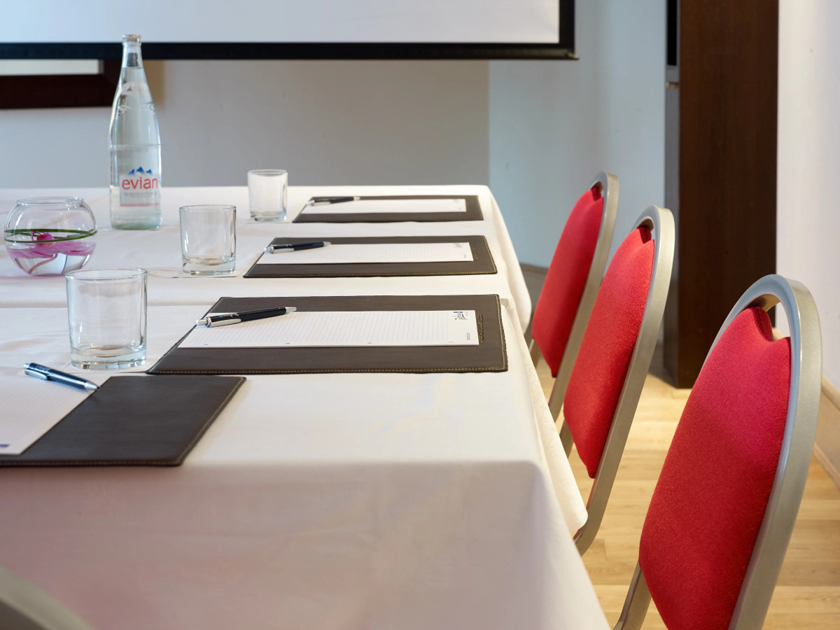 Grand Hotel Champs-Elysees