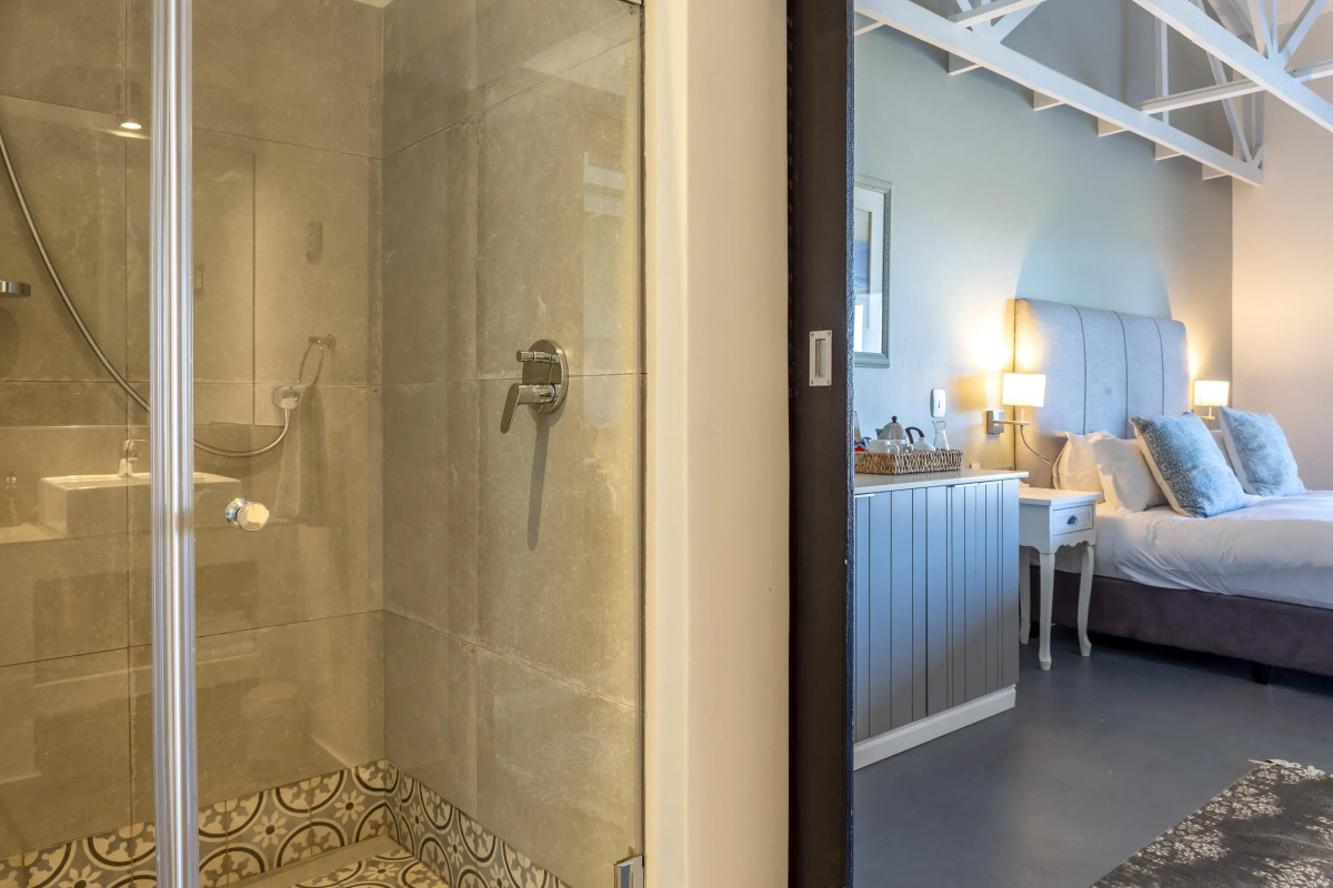 Whale Rock Luxury Lodge