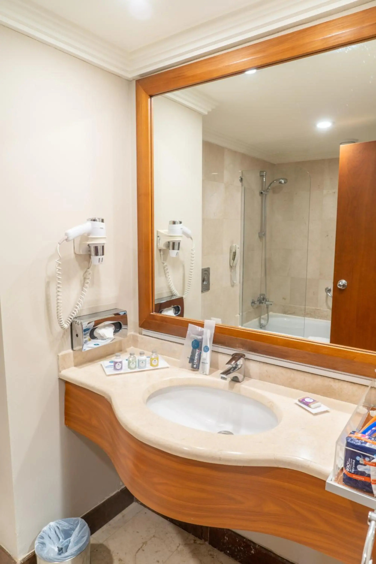 citizenM Los Angeles Downtown