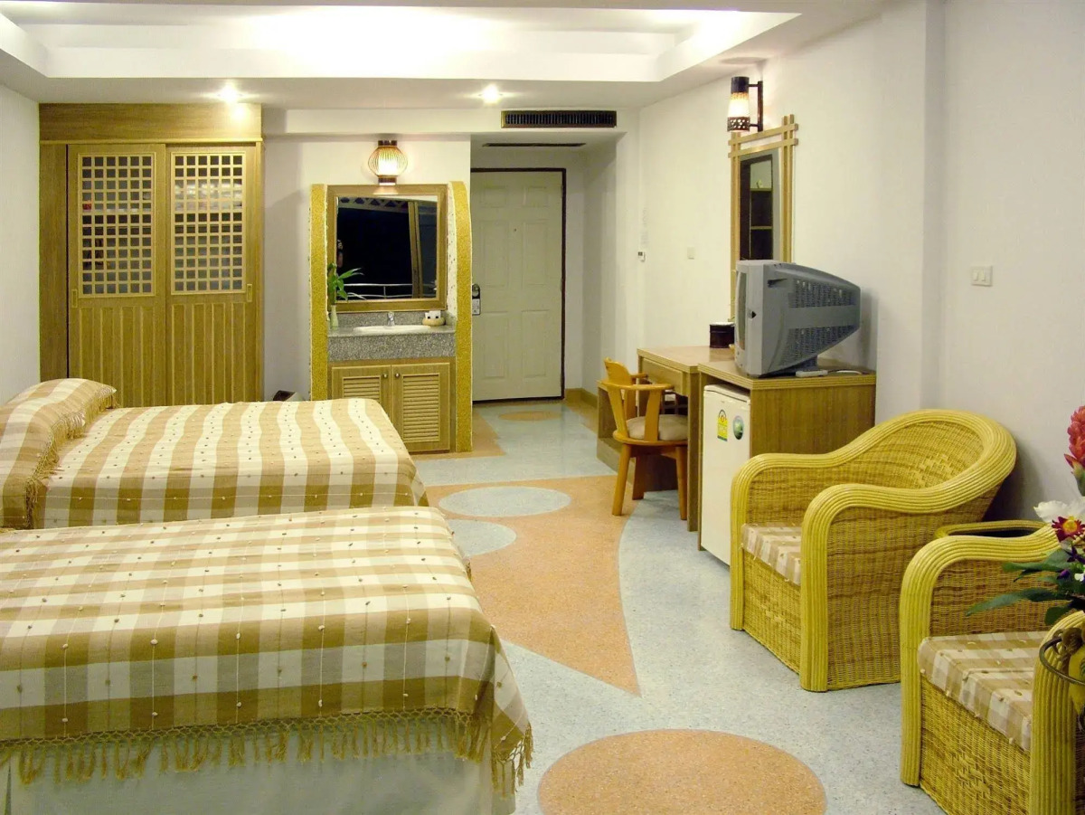 Phranang Place Hotel