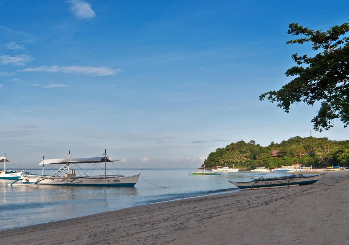 Easy Diving and Beach Resort