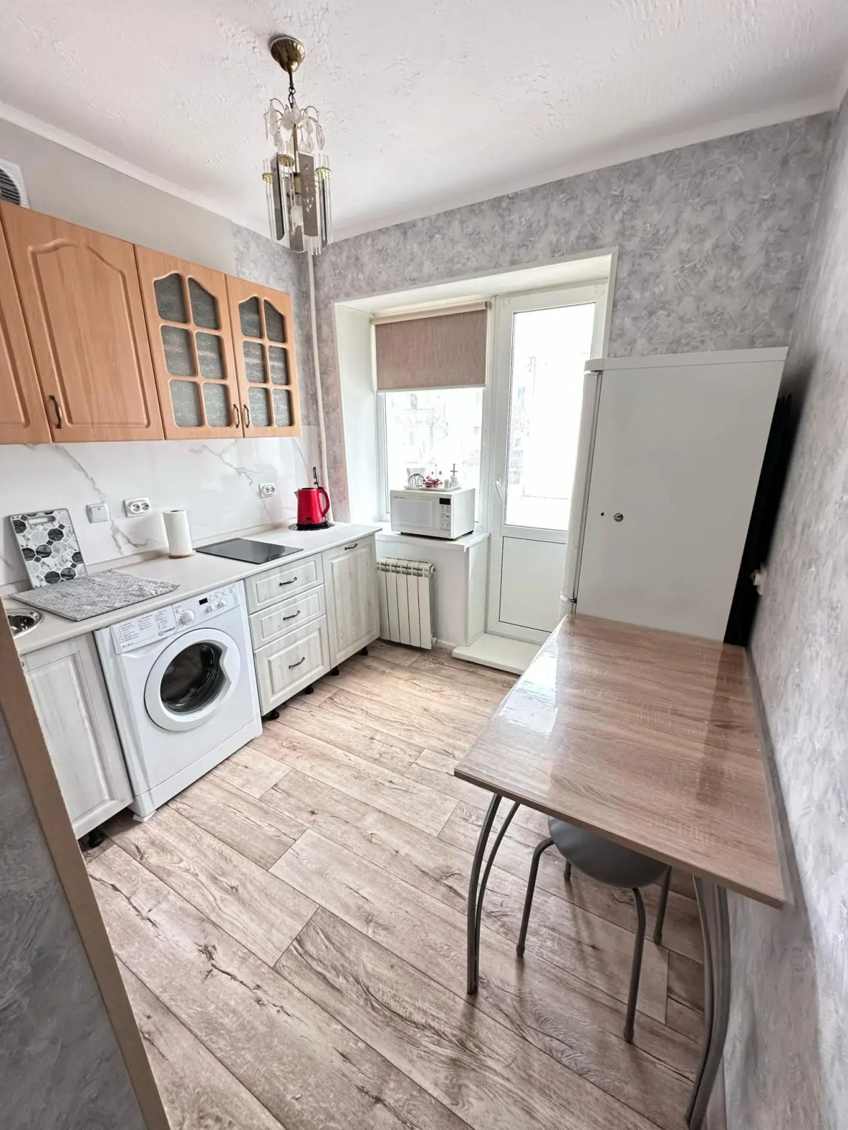 Ideal Apartment (Идеал Апартмент) на улице Первостроителей 1