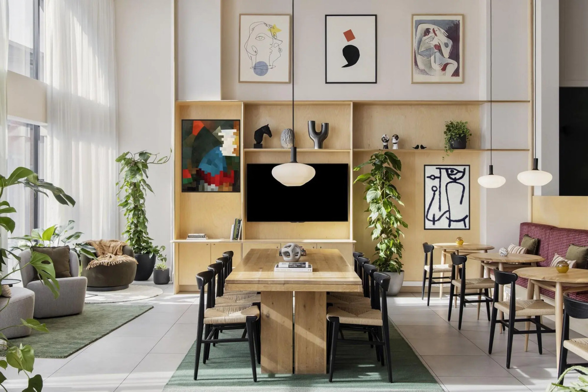 Cove - Centrum, Passage