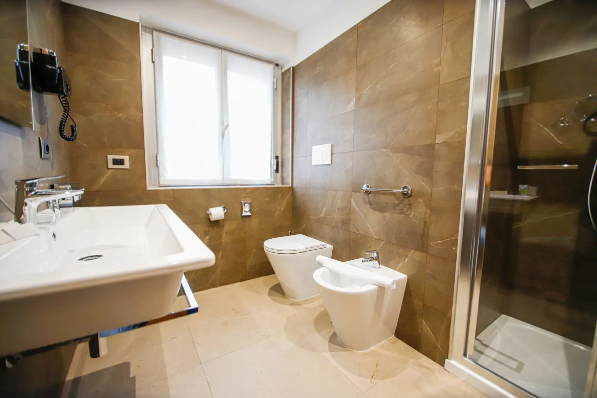 Отель Diplomatic