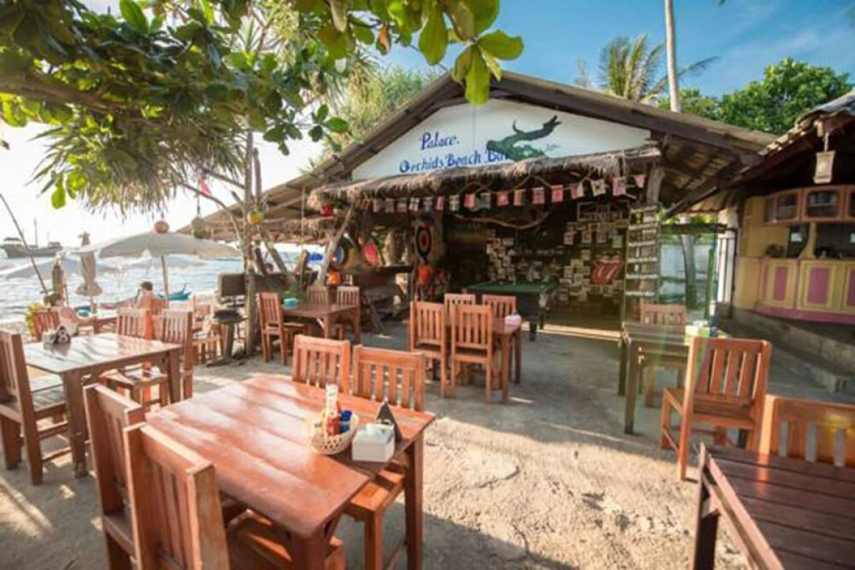 Курортный отель Lanta Palace Beach Resort and Spa