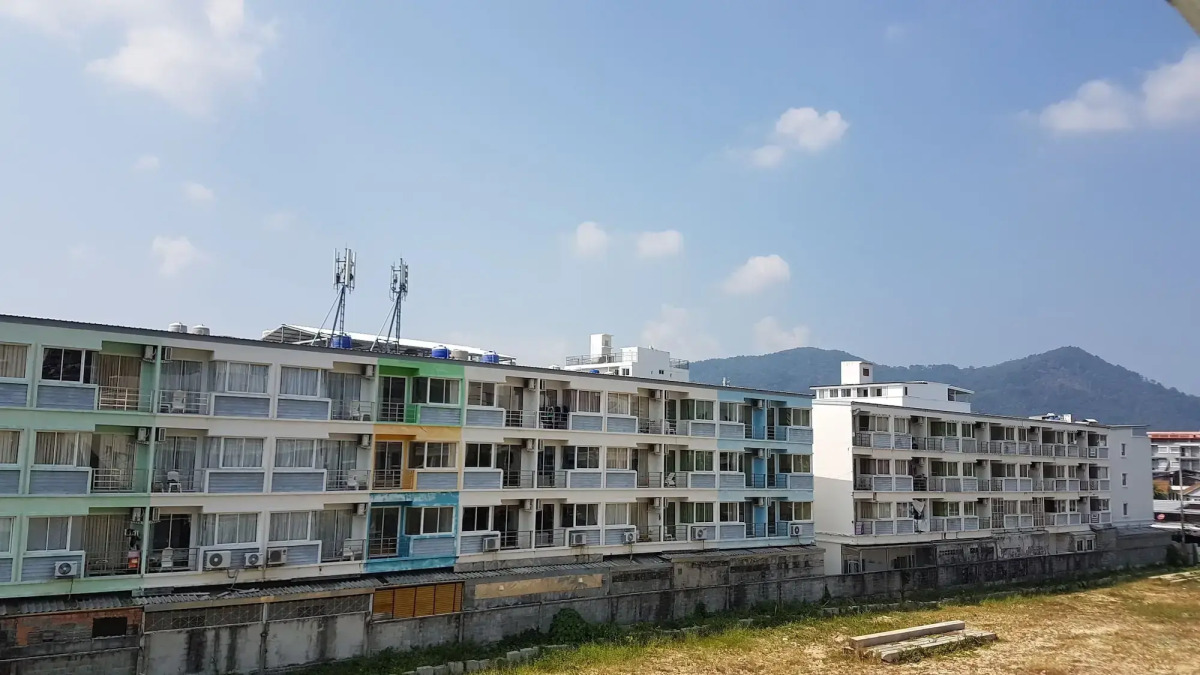 Green Harbor Hotel & Service Apartment