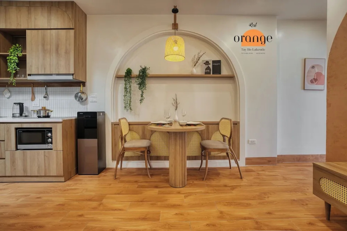 iRest Orange Tay Ho Lakeside Apartment