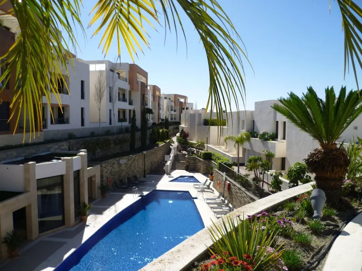 Luxurious Apartment With Spa Area