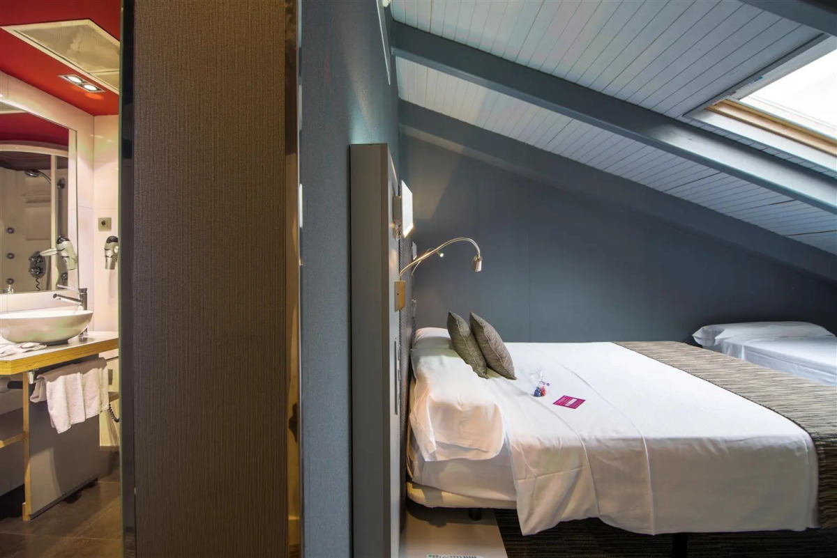 Petit Palace Plaza España