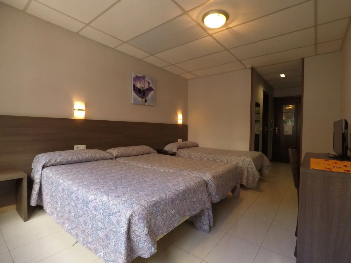 Somriu Hotel City M28