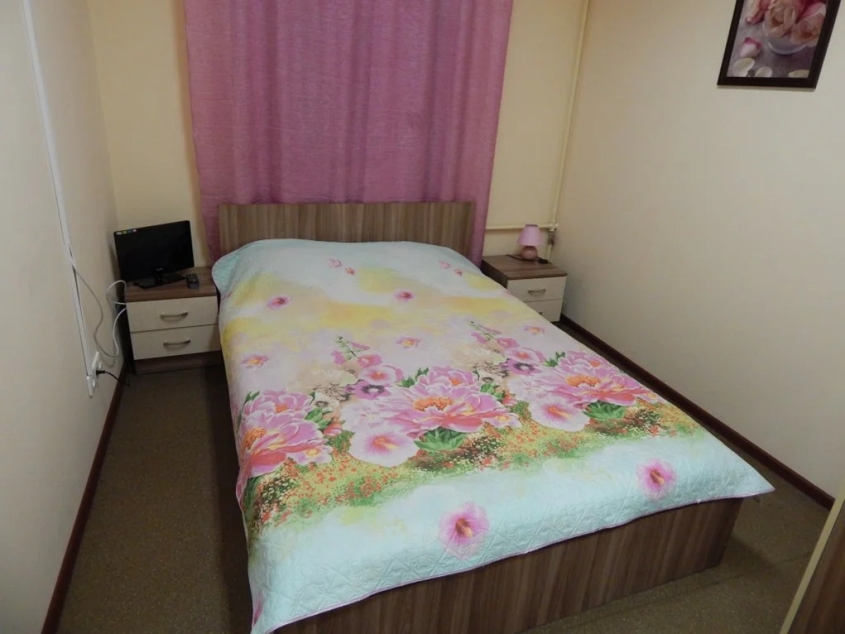 Advance-Trio Na Mokhovoy