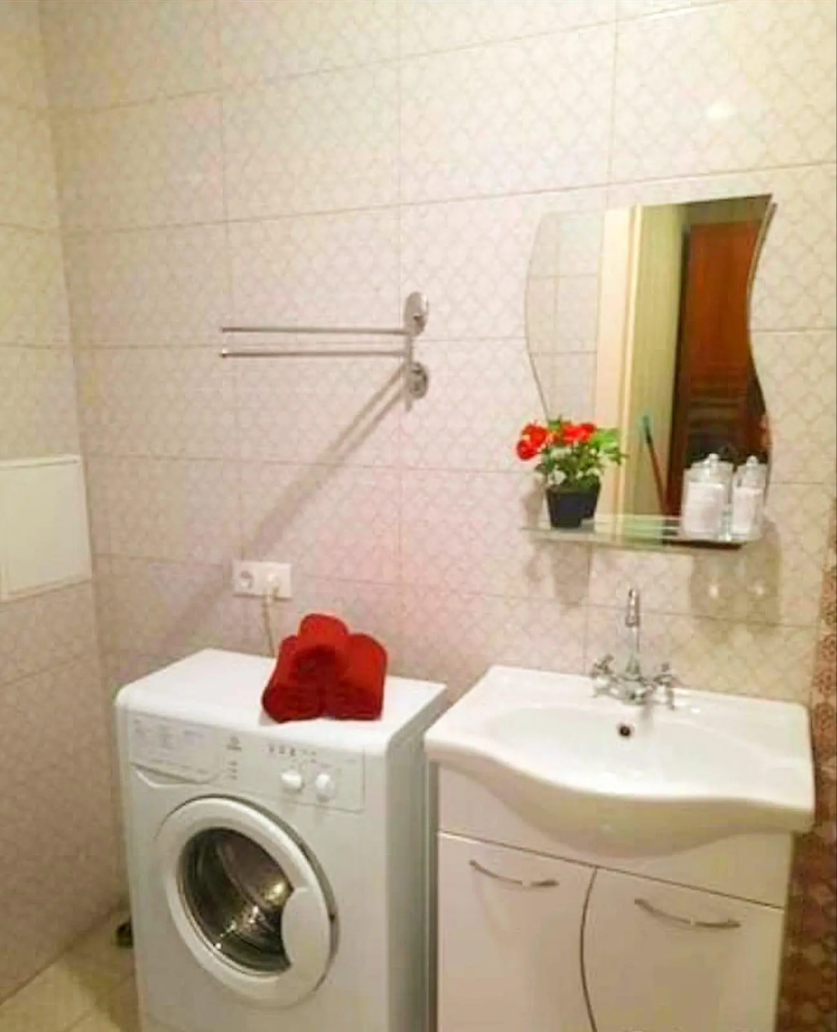 Уютная студия на улице Карпенко 2