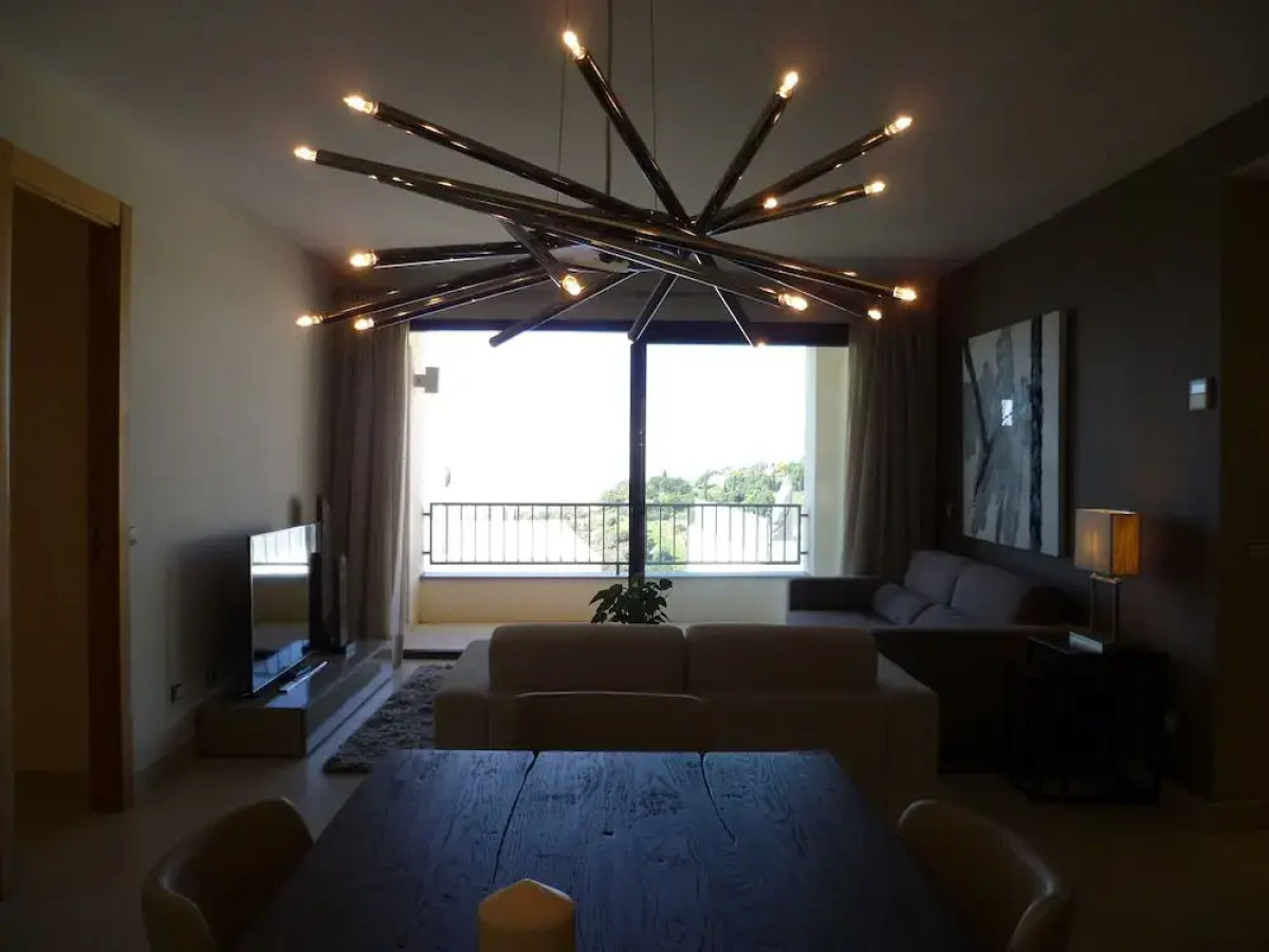 Luxurious Apartment With Spa Area