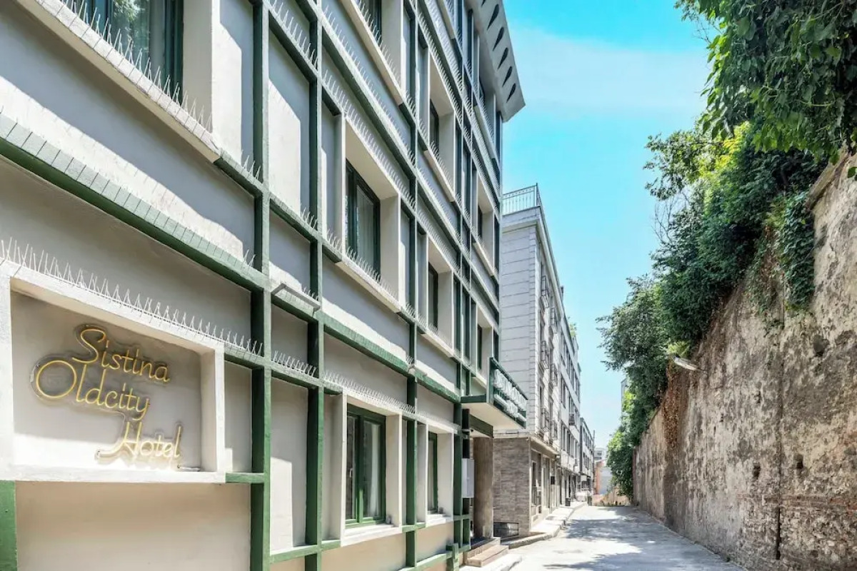 Sistina Old City Hotel