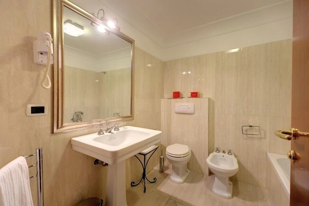 Отель Antico Palazzo Rospigliosi