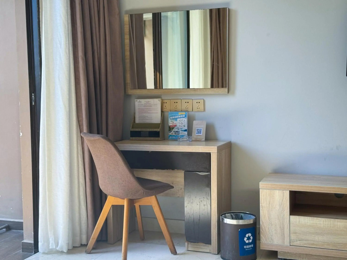 Отель Barry Boutique Seaview Sanya