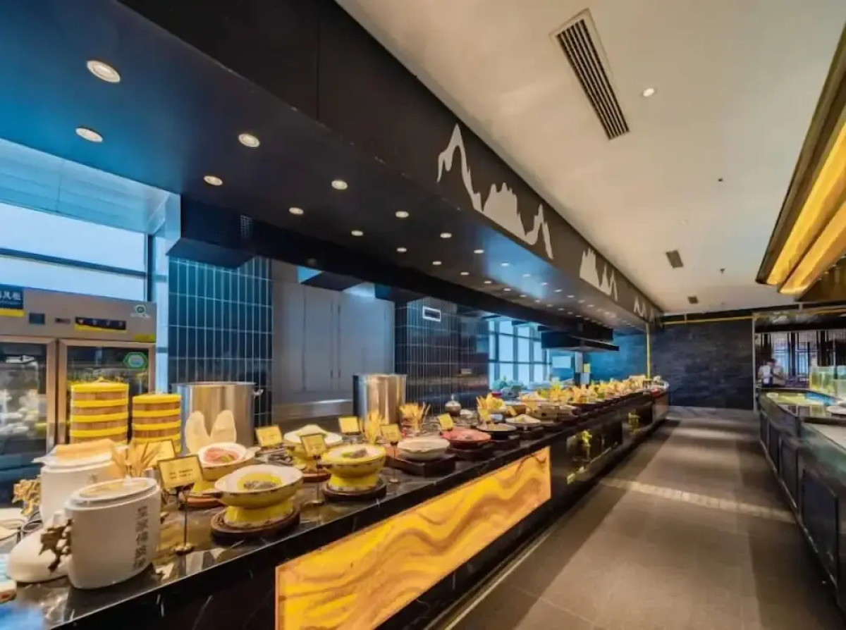 AI Lives In The Future Hotel（Xi'an Longshouyuan Daming Palace West Subway Station Branch）