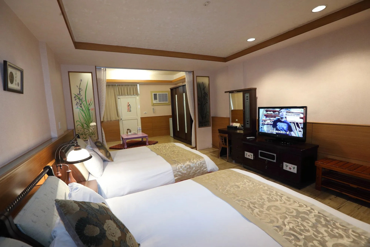 First Place B&B - Hualien Railway Station