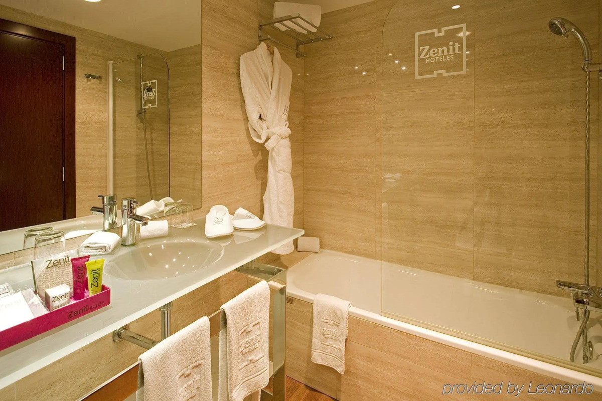 Отель Zenit Barcelona