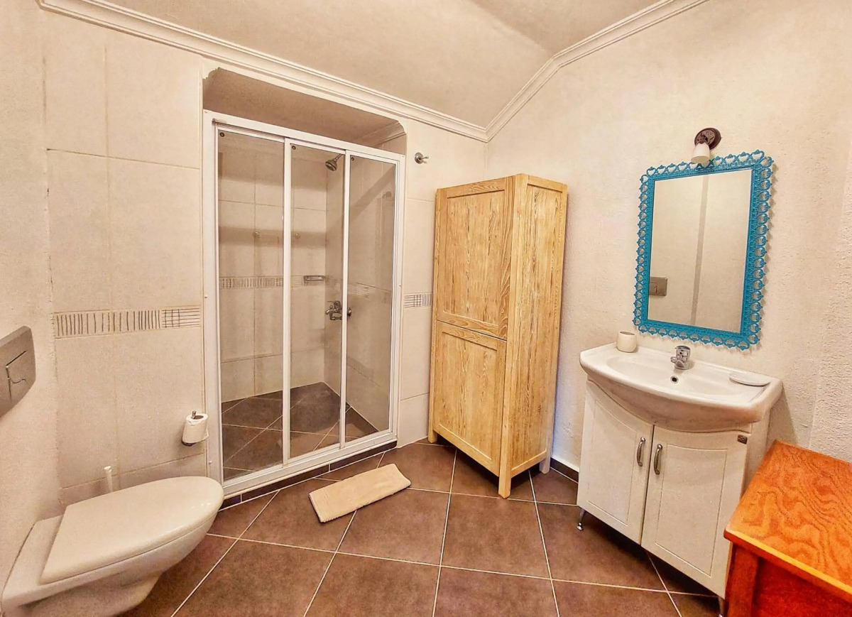 Ece Hotel Sovalye Island