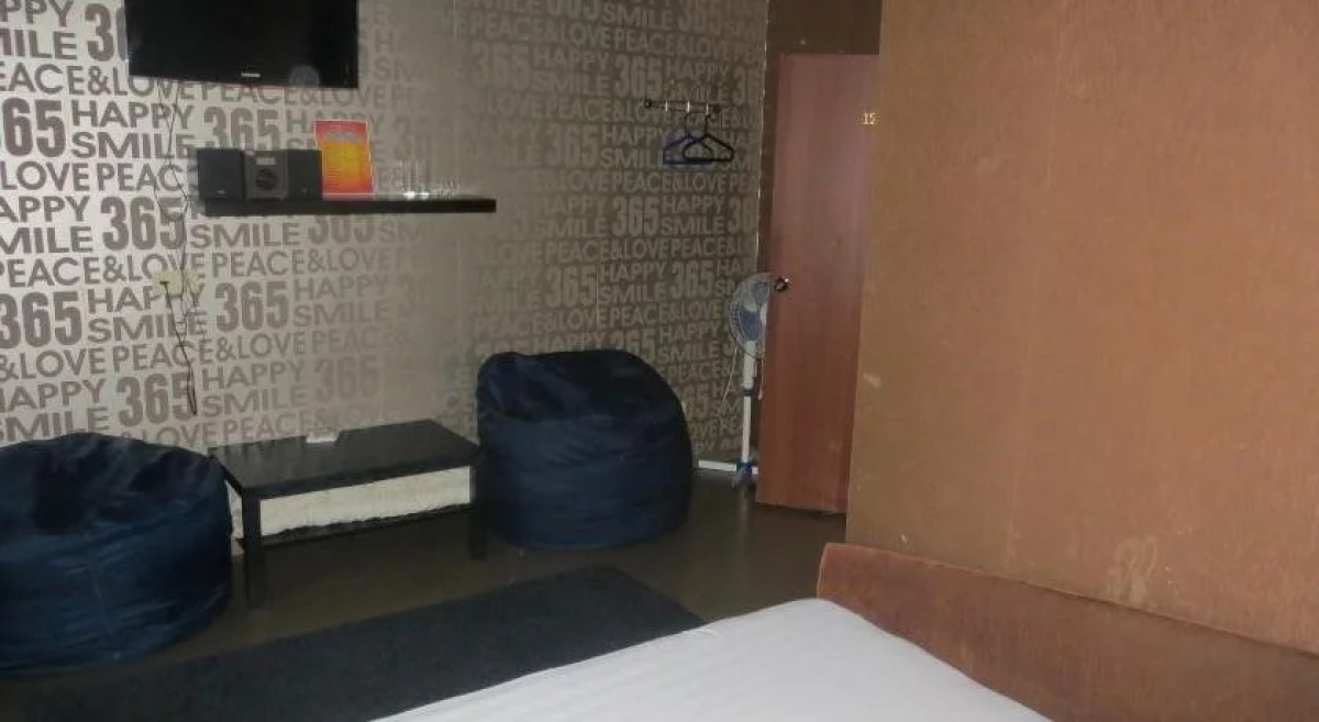 Меблированные комнаты Аура