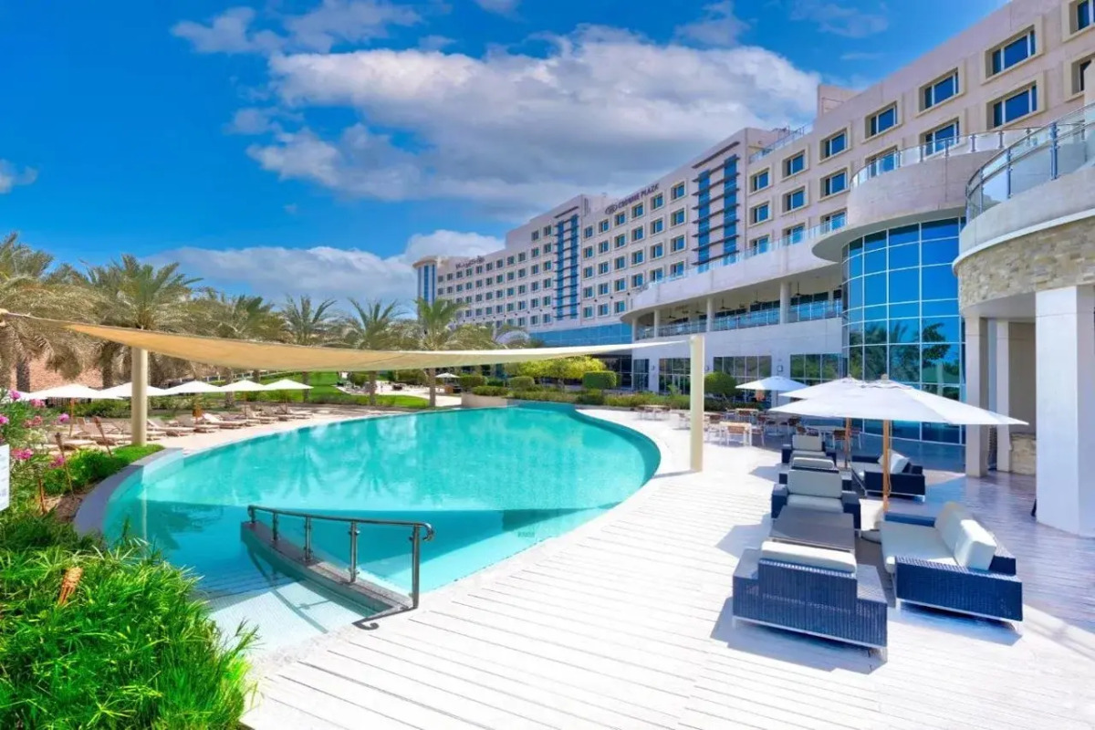 Crowne Plaza Muscat OCEC by IHG