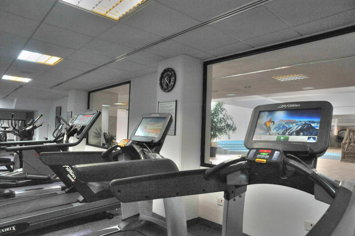 Adams Beach Hotel & Spa