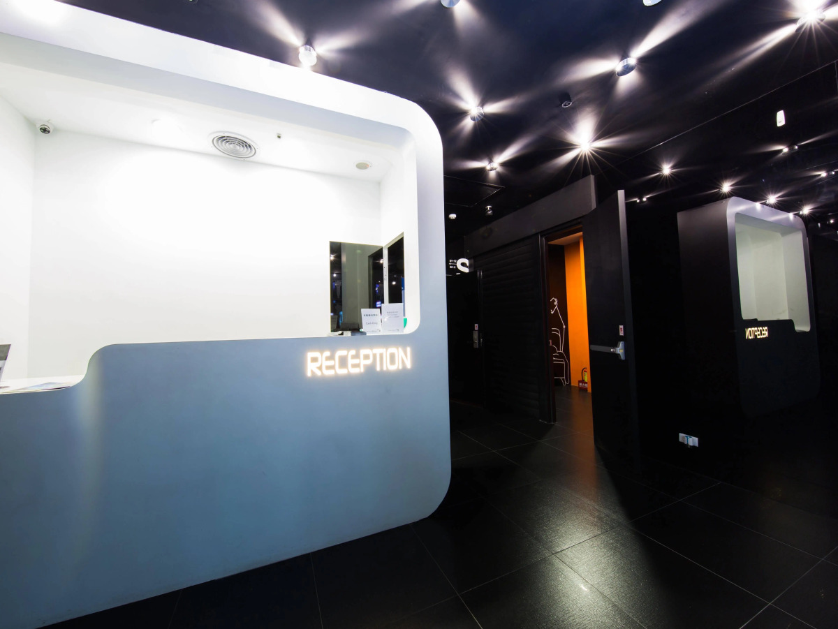 SleepBox Hotel - Ximen