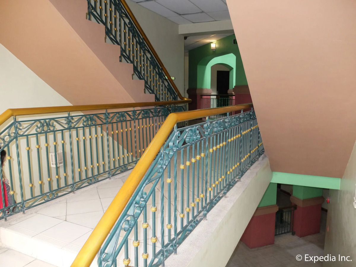 DM Residente Inns and Villas