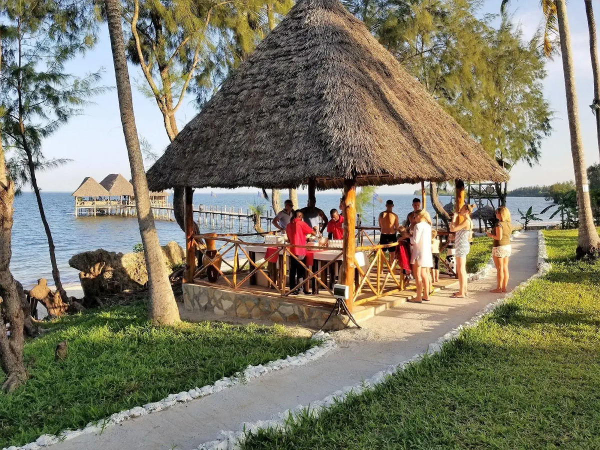 Paradise Beach Resort